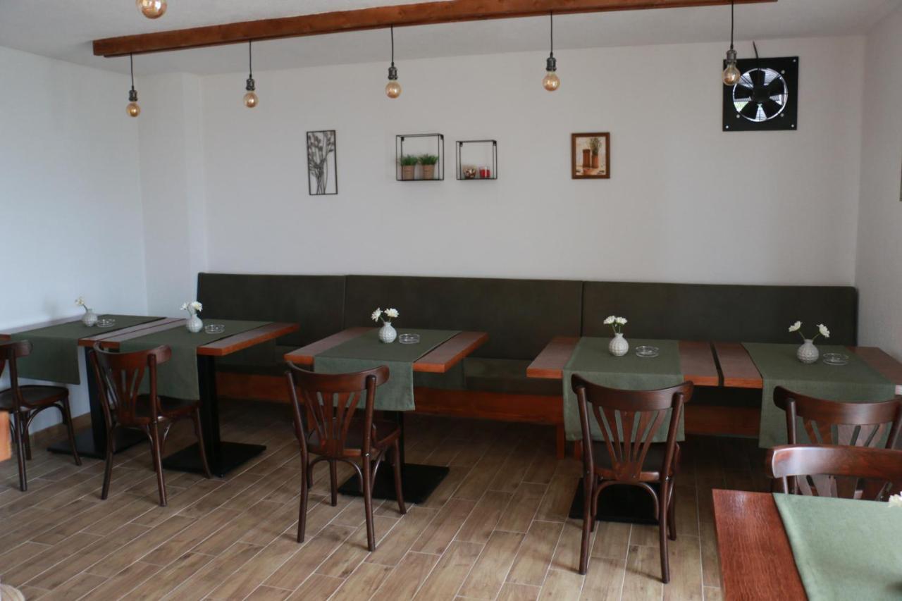 Vila Lucky Kop & Restoran Kopaonik Eksteriør billede